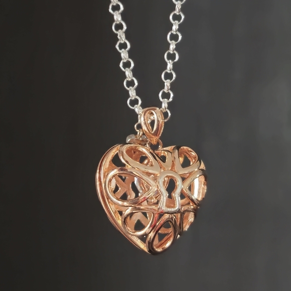Rose Gold Over 925 Silver Heart Pendant Locket Necklace White Topaz Lock Key 20